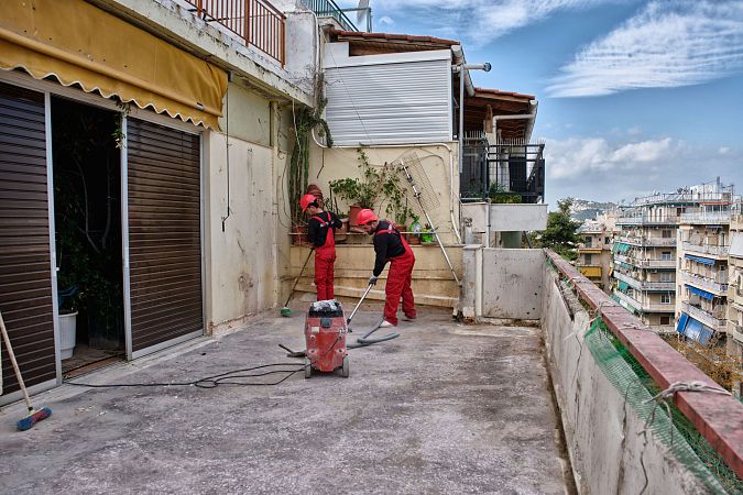 Υγρασία στον Τοίχο: Αιτίες, Υλικά και Μόνιμη Λύση