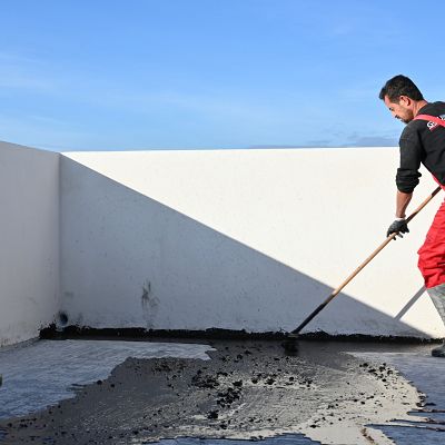 Rooftop waterproofing with bituminous sheets - Primer coating (bituminous sealing varnish) - Goumas Insulations - Monoseis Goumas